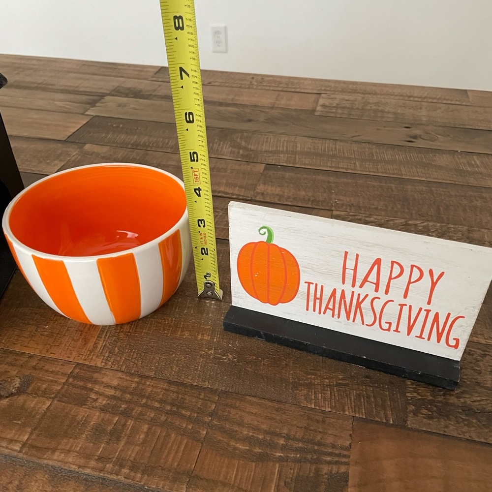 Mini Happy Thanksgiving Sign - Picture 3 of 3